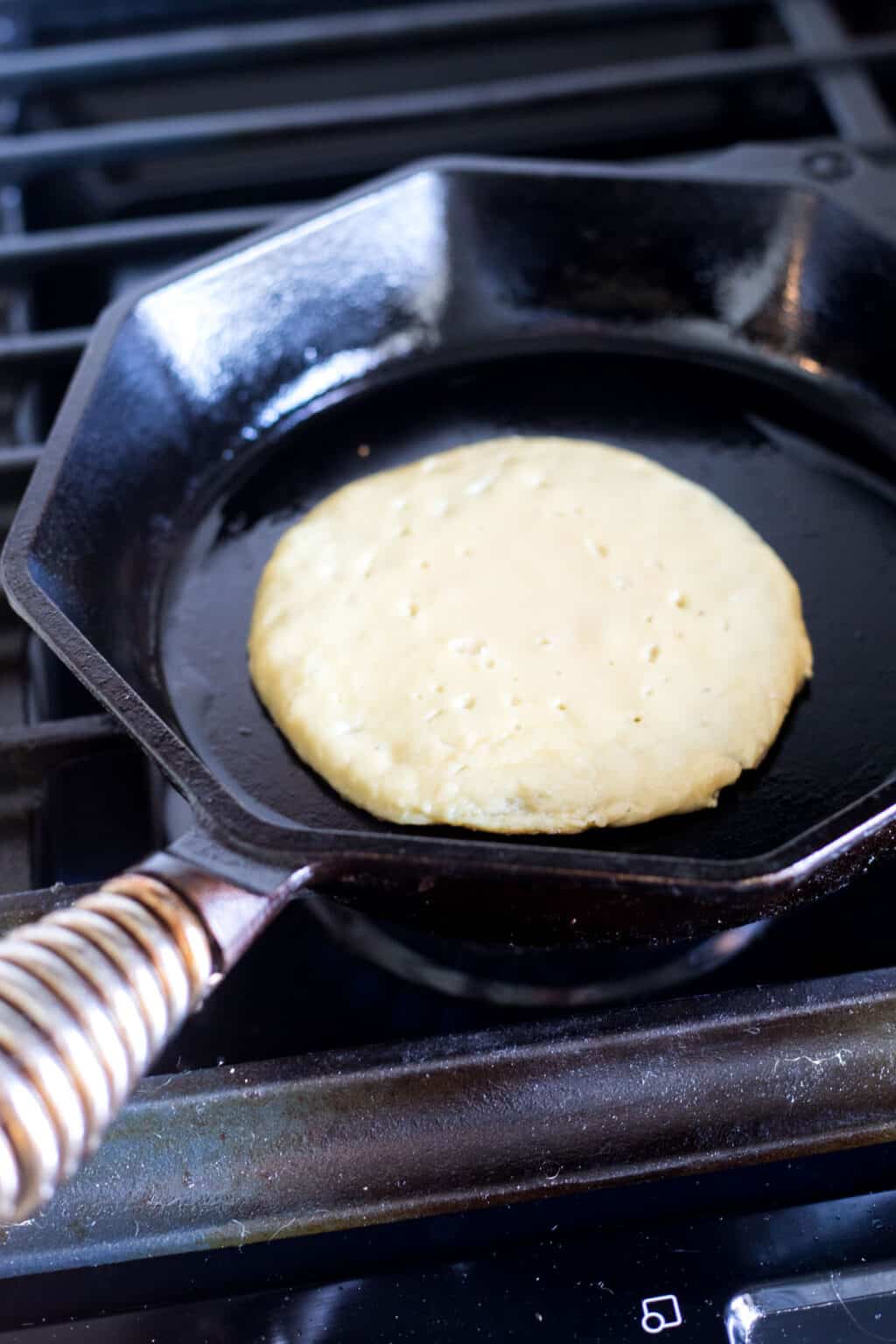 Easy Keto Pita Chips (no frying!) 🧂 Cast Iron Keto
