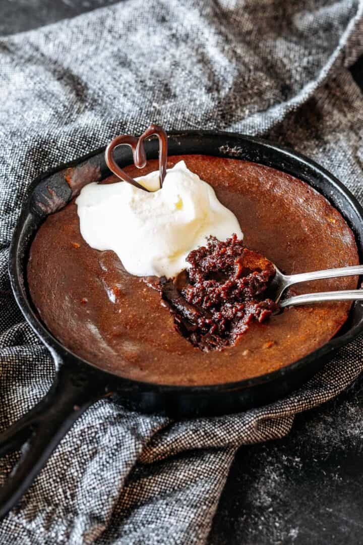 Keto Chocolate Molten Lava Skillet Cake in cast iron skillet
