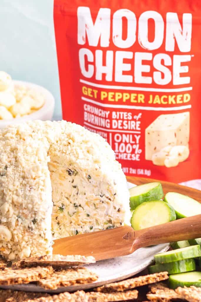 Pepper Jack Cheese Ball 🧀 Recipe Cast Iron Keto