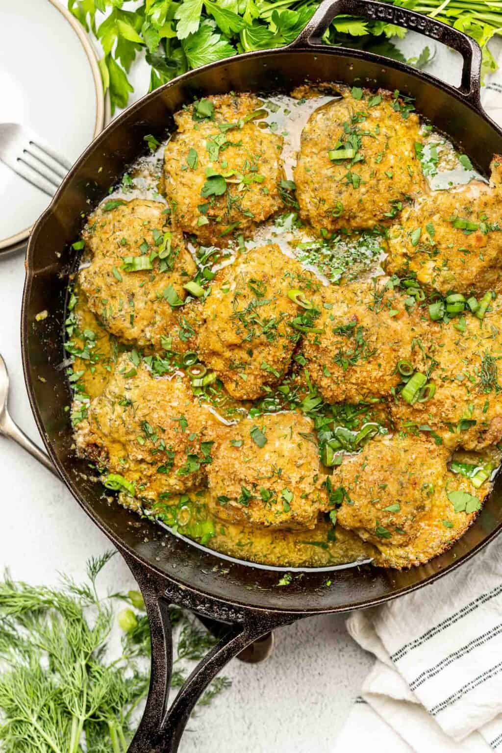 Cheddar Ranch Chicken Thighs [Keto Recipe] 🥘 Cast Iron Keto