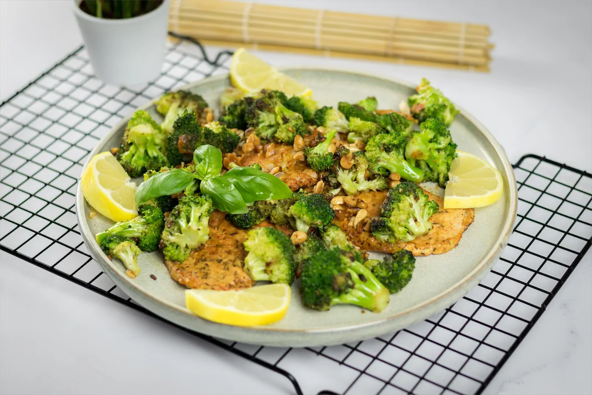 Low carb broccoli and pork recipe.