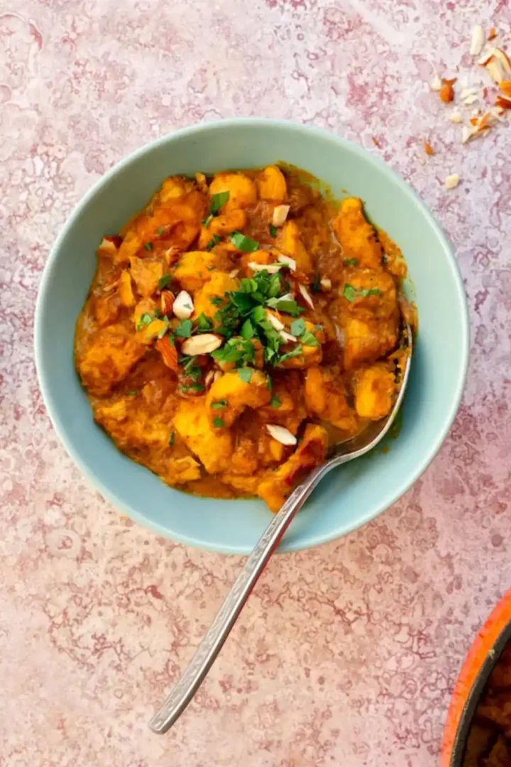 Keto Chicken Korma Recipe ready to be served