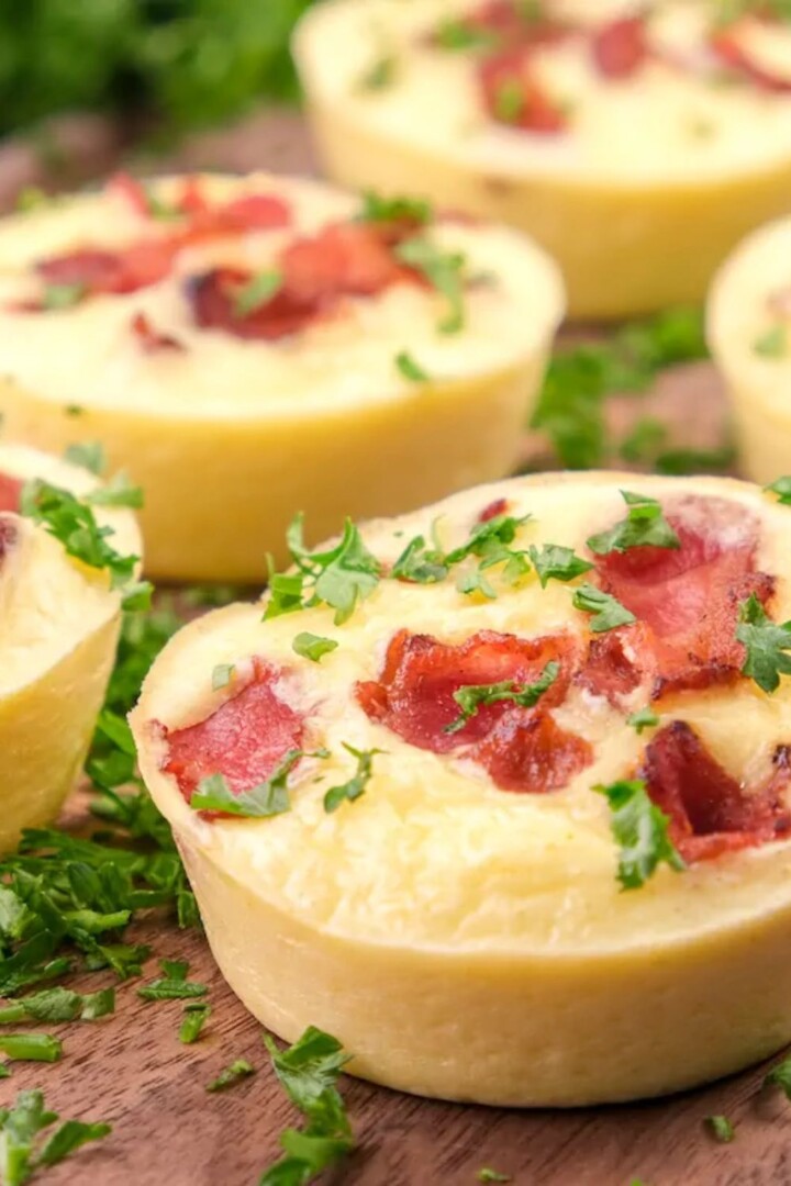 Starbucks Egg Bites protein-packed, and super convenient. 